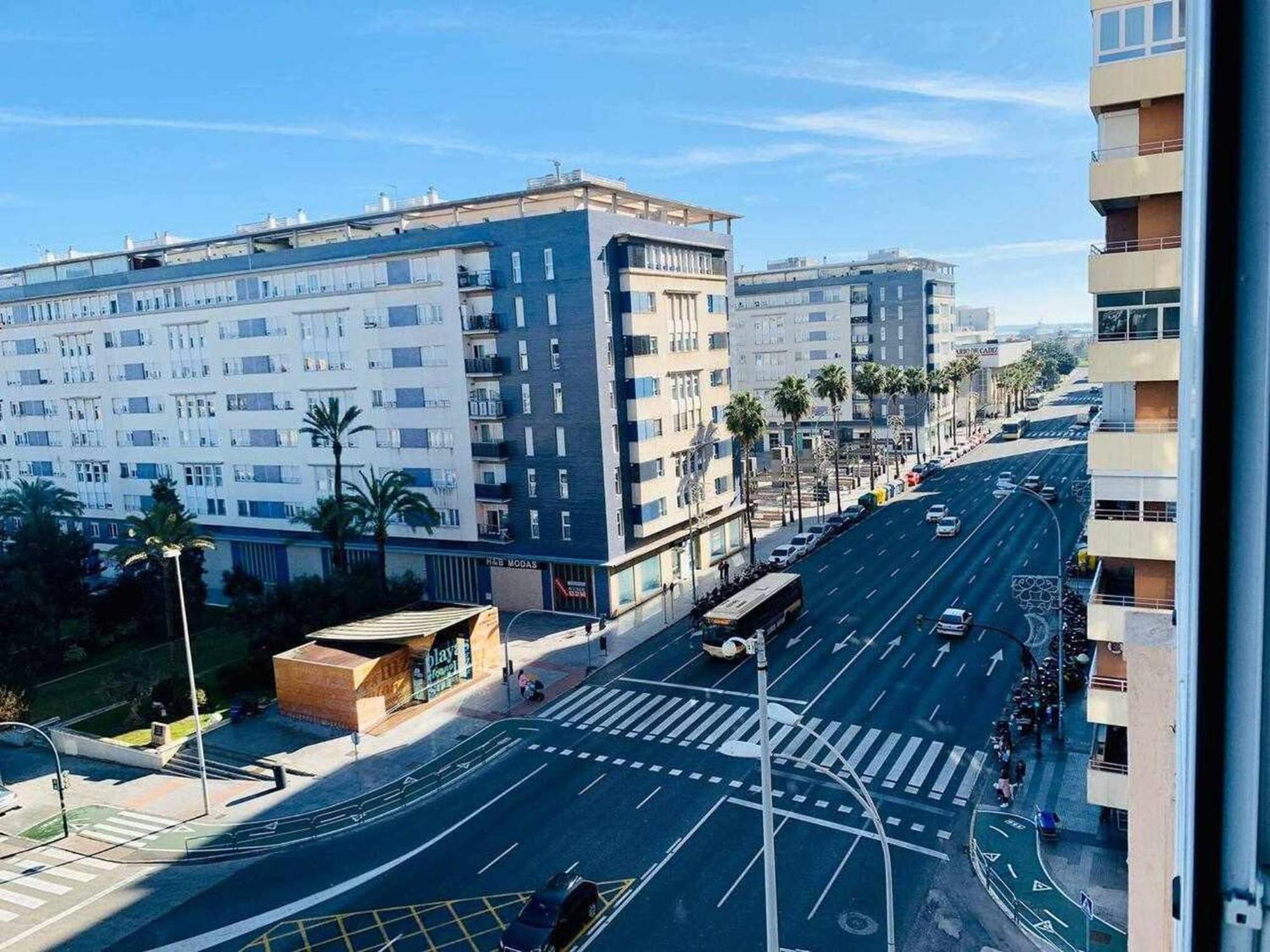 カディスPlaya La Cortadura & Parking Free Grupo Ac Gestionアパートメント エクステリア 写真
